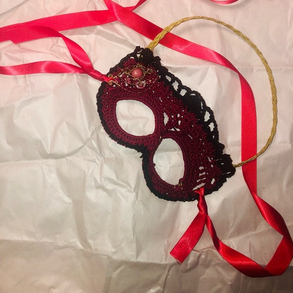 Masquerade mask - Picture 6 of 8